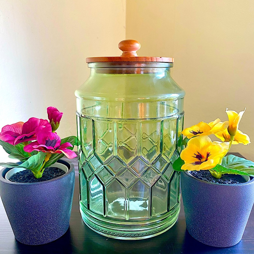 Sage glass jar with/ wooden lid🌿🫙